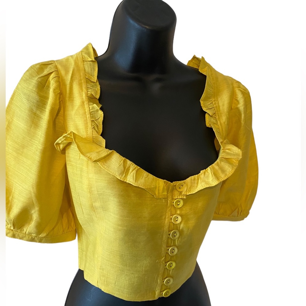 Juniors NWT yellow Skylar Rose crop top with ruffle hem & open tie back Med - Picture 5 of 10